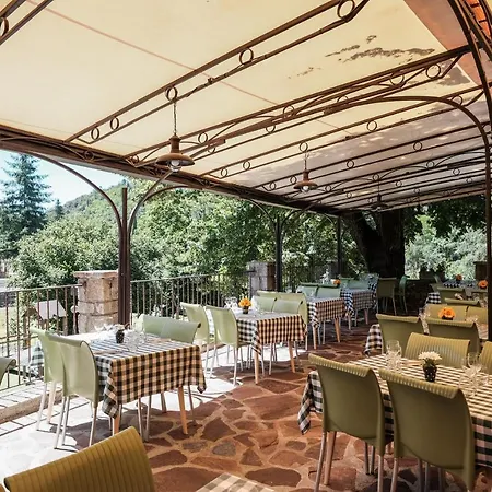 Les Vignes Hotel 3*